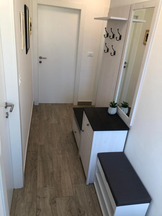 Pula Center Seaview Apartment Dış mekan fotoğraf